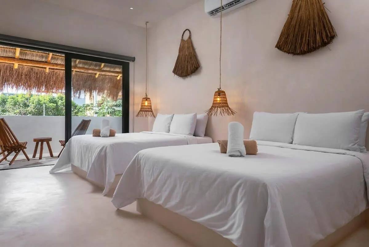 Дом отдыха Jungle 3Br Villa, Garden & Pool, La Veleta Тулум