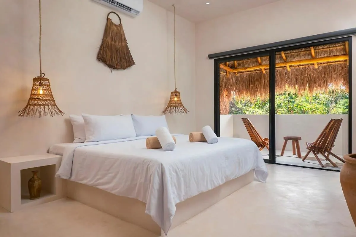 Jungle 3Br Villa, Garden & Pool, La Veleta Тулум Дом отдыха